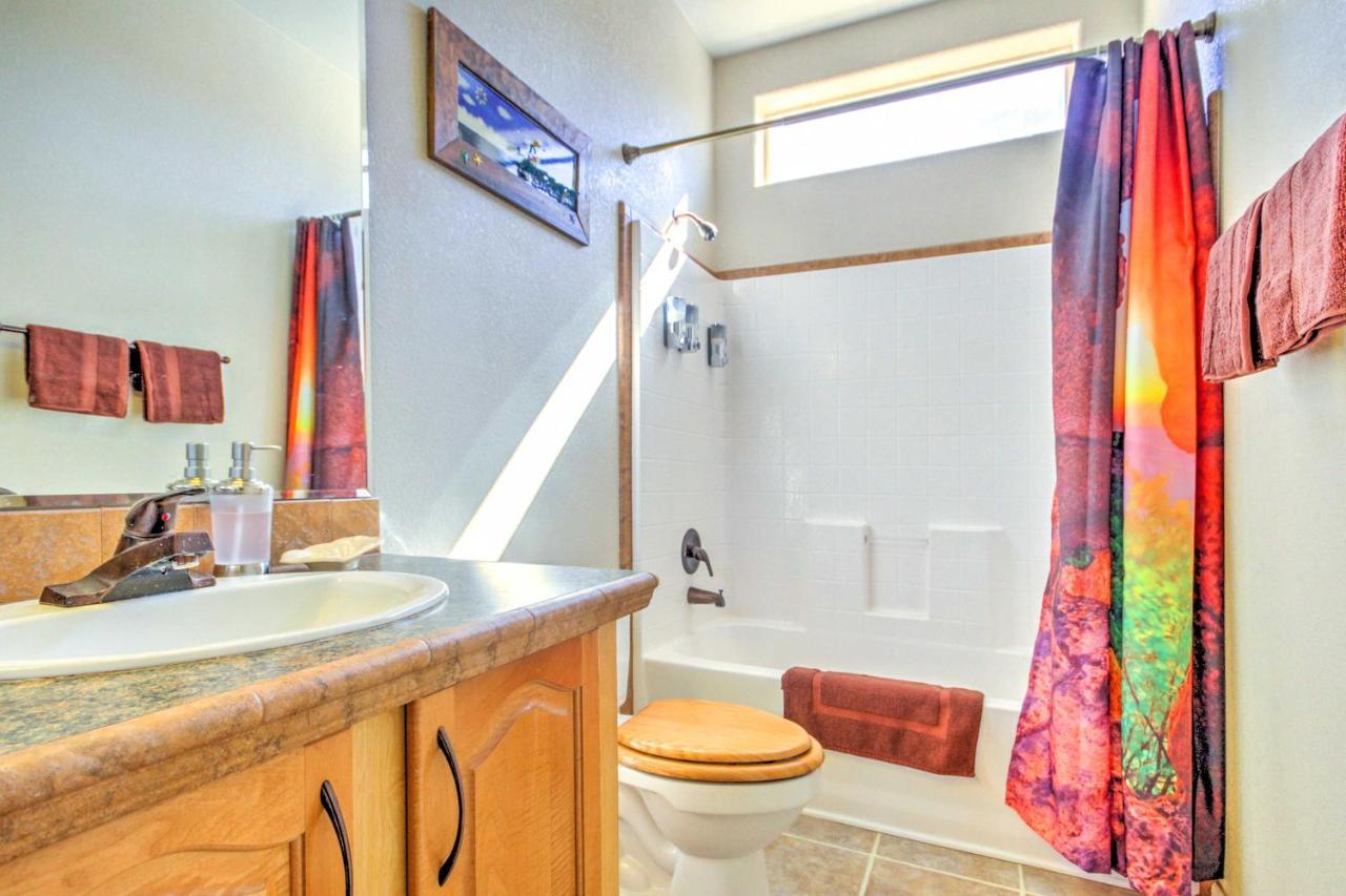 Beautiful Kanab Home With Yard - Walk To Restaurants Exterior photo